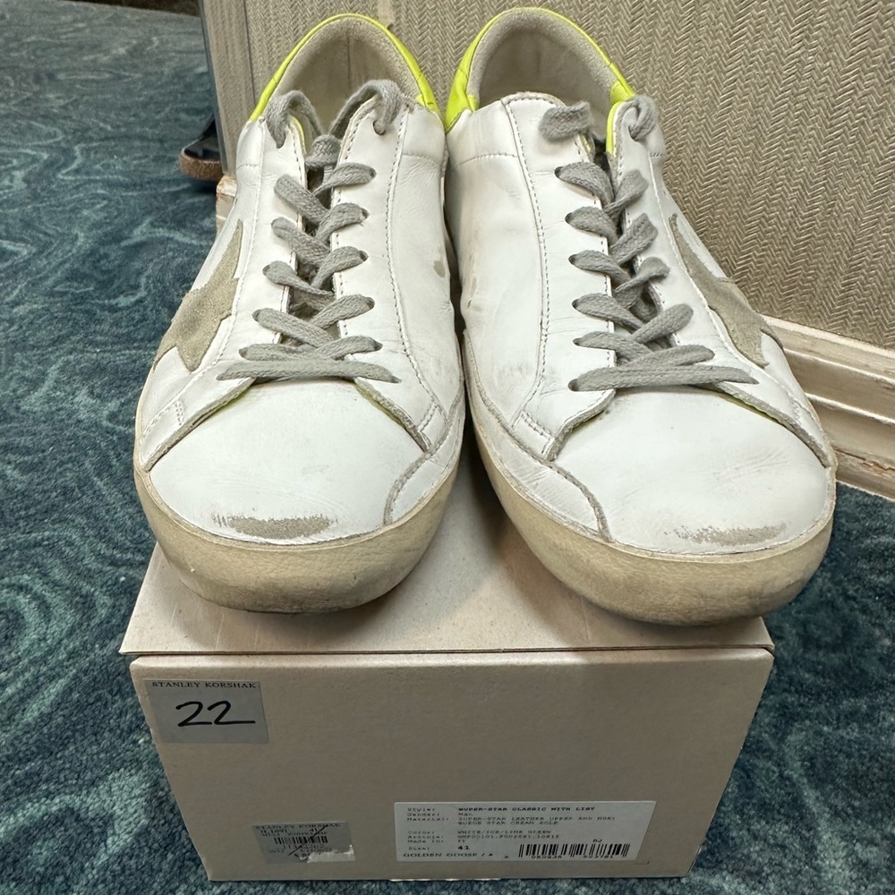 Golden Goose Sneakers